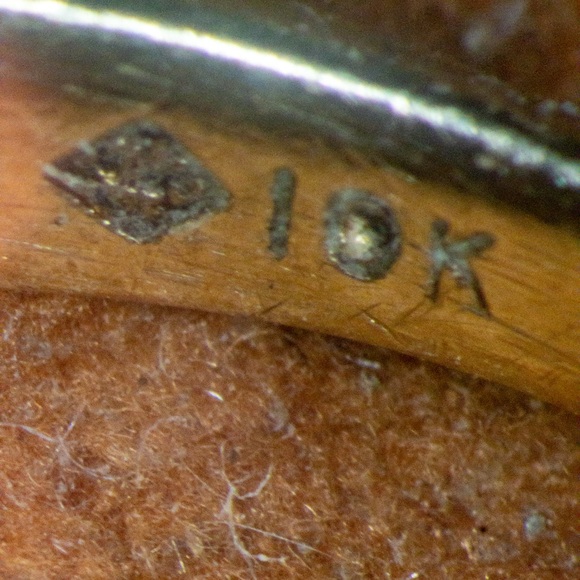10k gold ring engraved kPm - Picture 5 of 5
